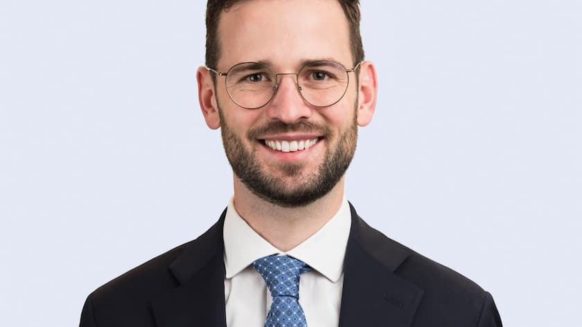 Silvan Stöckli leitet ab Dezember 2025 das Immobilien Transaktionsmanagement der ZKB.