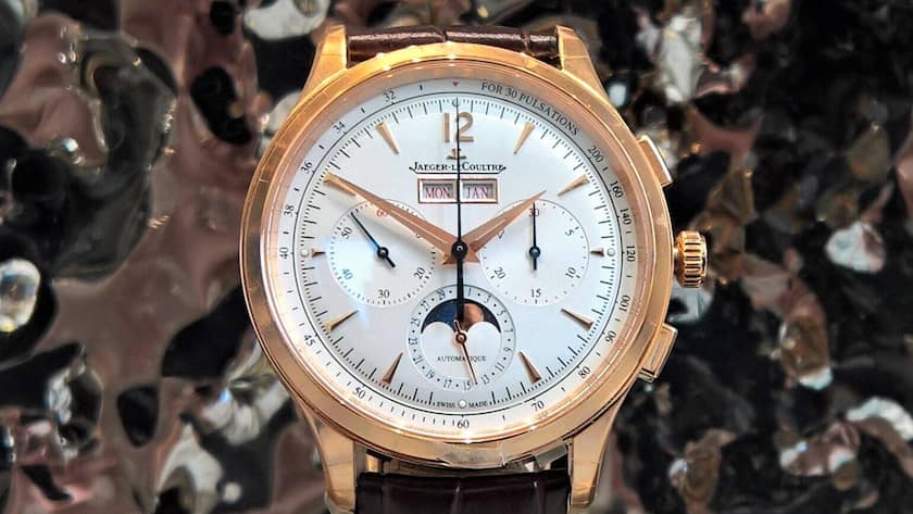 Jaeger-LeCoultre ist eine Uhrenmanufaktur aus Le Sentier VD, die zum Richemont-Konzern gehört.