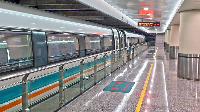 China setzt auf Hochgeschwindigkeitszüge: Der Transrapid in Shanghai.