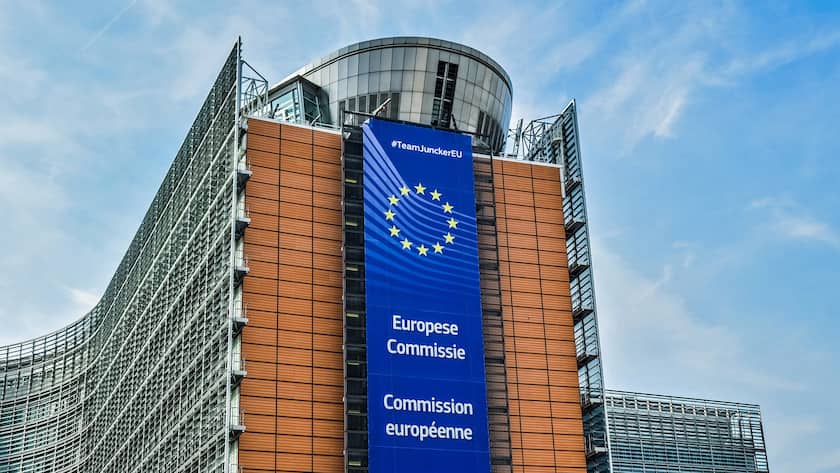 Am Sitz der EU-Kommission in Brüssel.