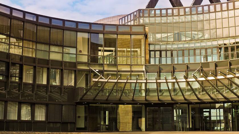 Blick auf das Landtagsgebäude in Düsseldorf.