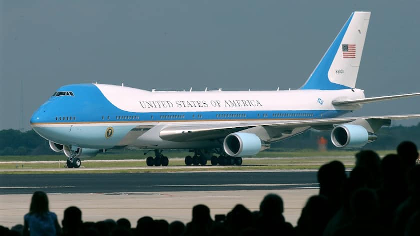 Das Präsidentenflugzeug heisst VC-25A und hat das Rufzeichen «Air Force One», wenn der Staatschef an Bord ist.