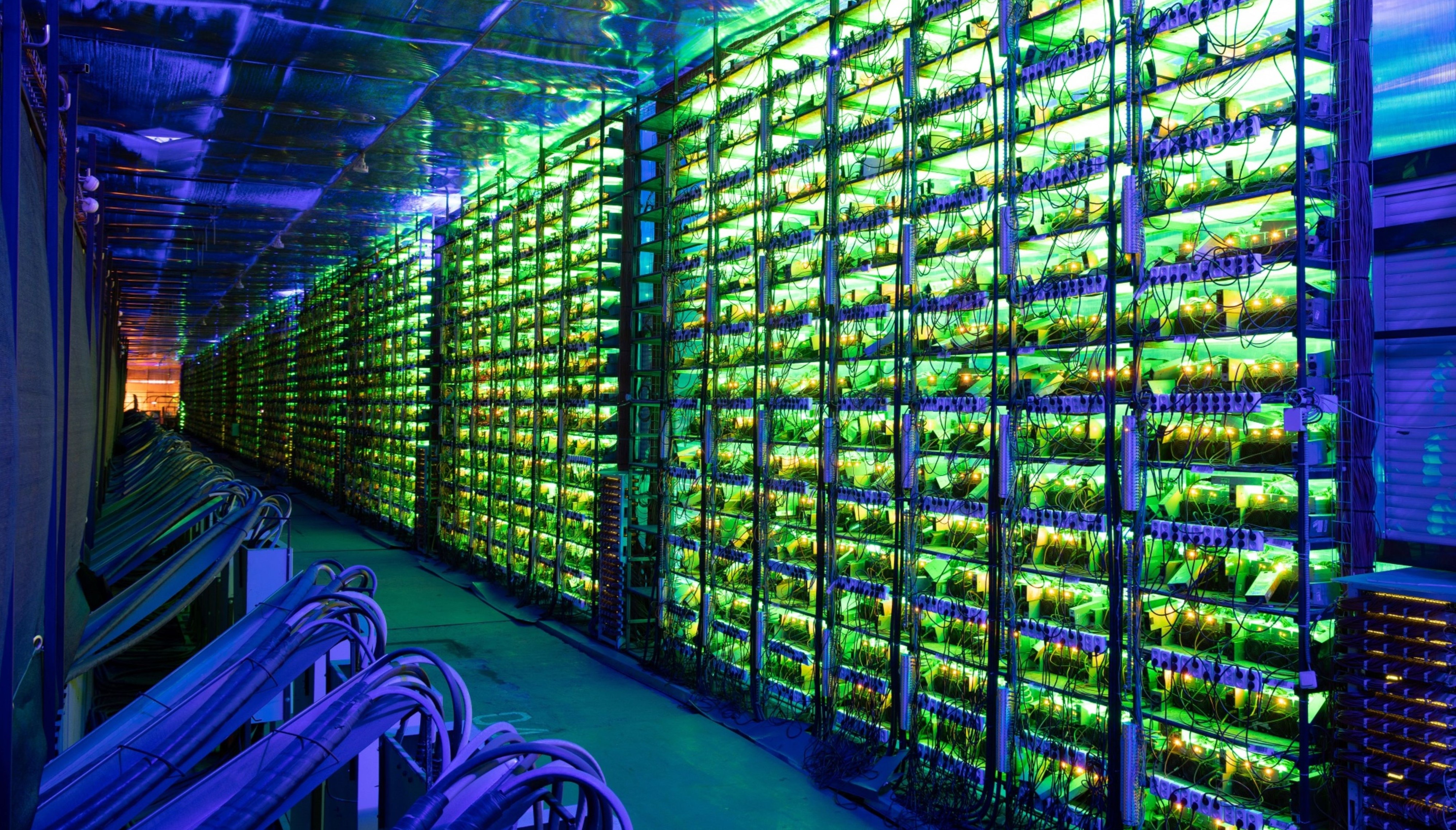 Bitcoin: Schürfer verdient Millionen - mit Anlagenabschaltung | cash