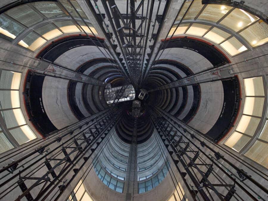 <p>In Miami führt ein Autolift zu den Garagen direkt bei den Appartements.</p>