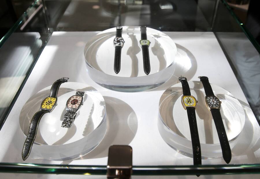 Ausgestellte Uhrenkollektion von Elton John (New York, 2018).